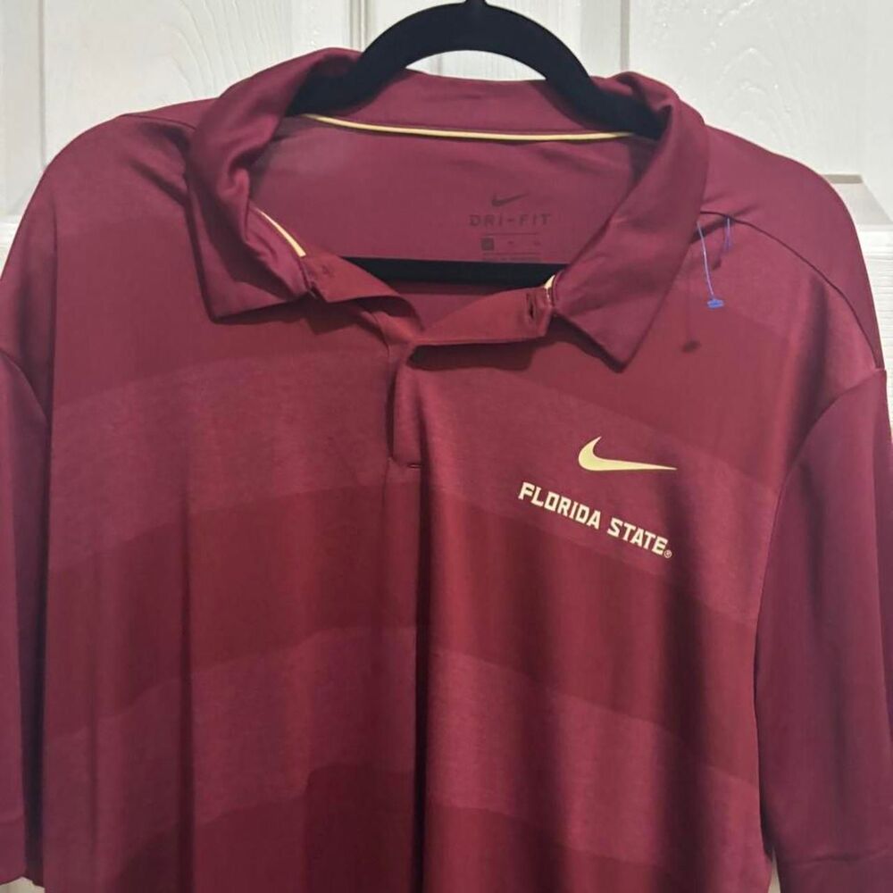 Nike Men's Burgundy and Red Polo-shirts
